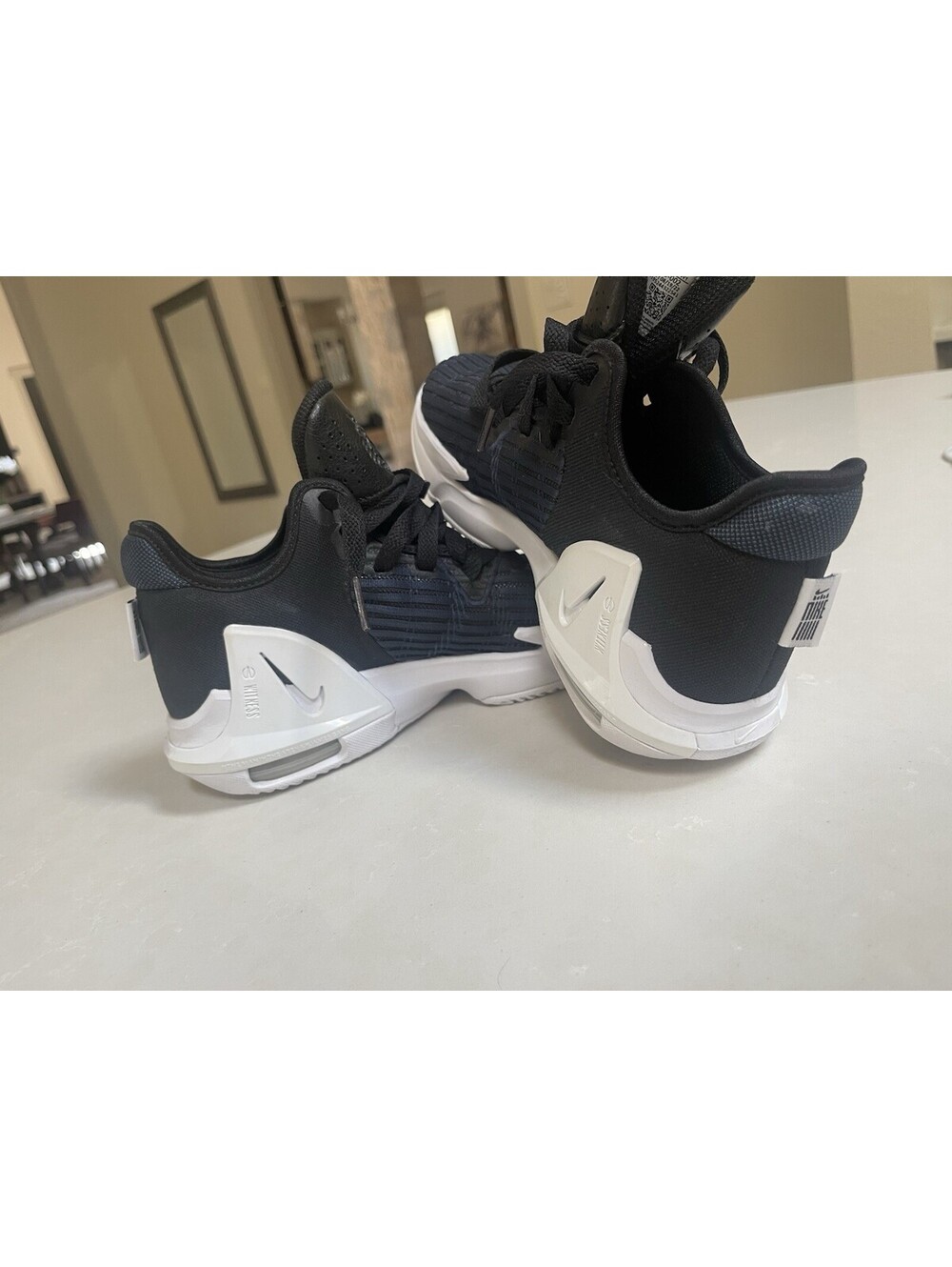 Nike LeBron Witness 6 GS Black Dark Obsidian Basketball Shoes